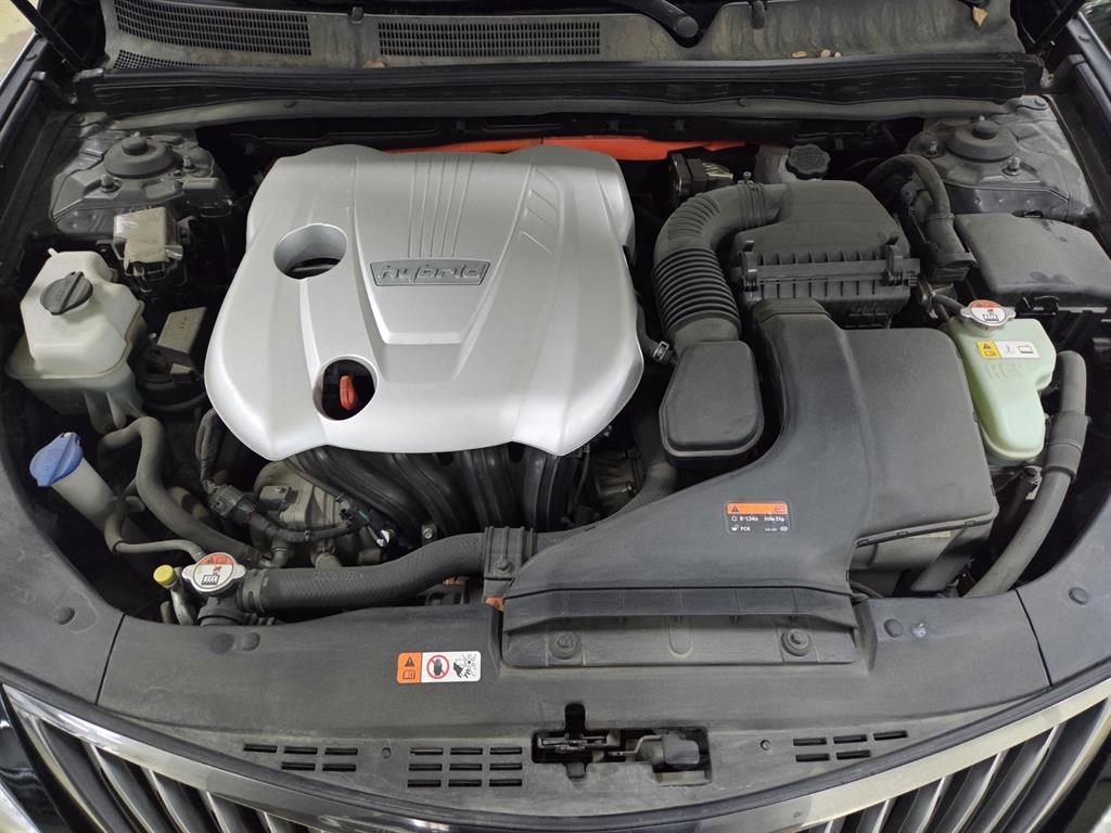 HYUNDAI Grandeur 2016 Negro - Importación desde Corea - HF Imports Iquique - Foto 18