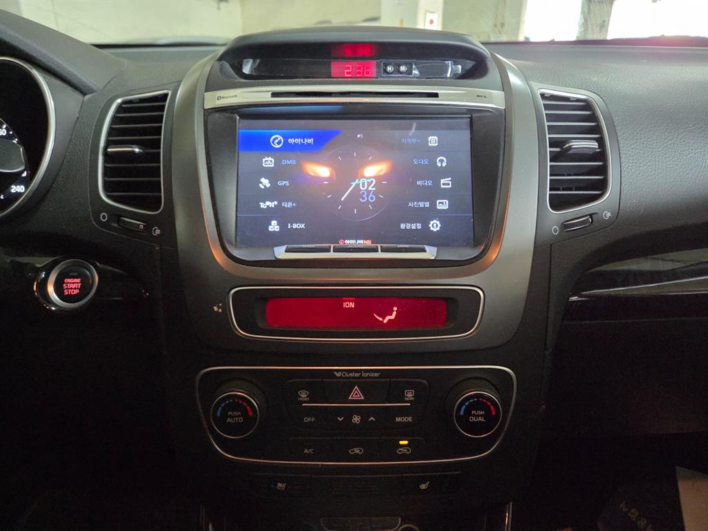 KIA Sorento - Vista 11