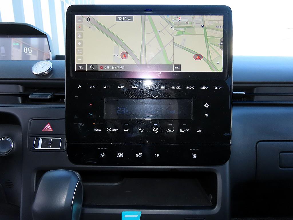 HYUNDAI Staria 2023 Plateado - Importación desde Corea - HF Imports Iquique - Foto 13