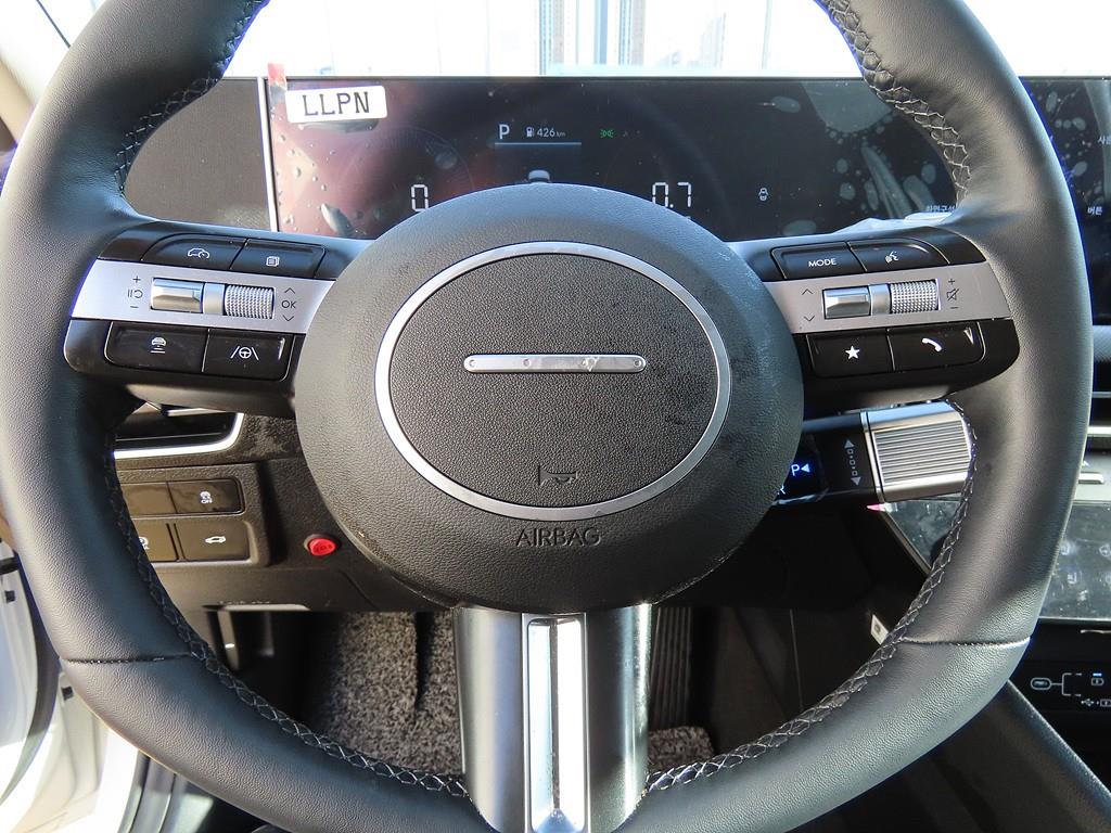 HYUNDAI Sonata - Vista 11