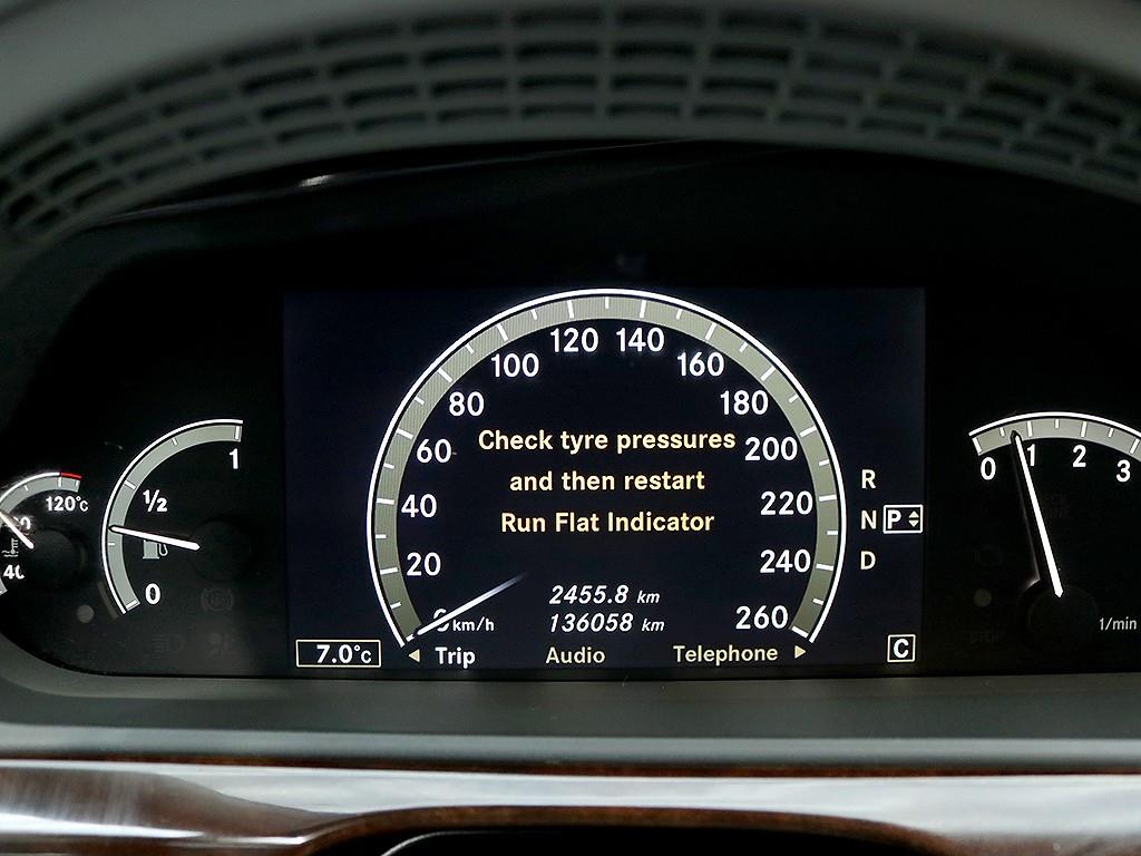 Mercedes Benz S Class - Vista 11