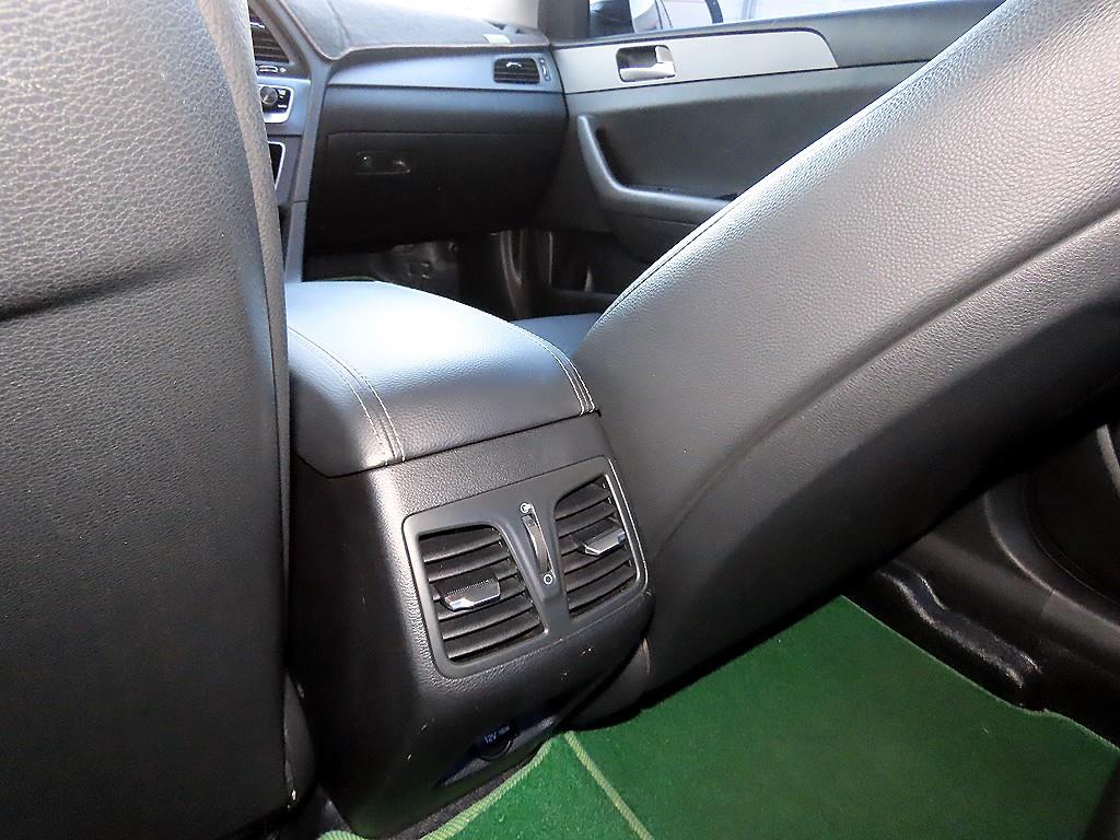 HYUNDAI Sonata 2018 Plateado - Importación desde Corea - HF Imports Iquique - Foto 17