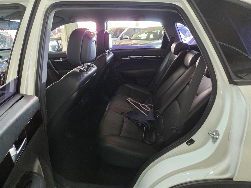 KIA Sorento - Vista 7