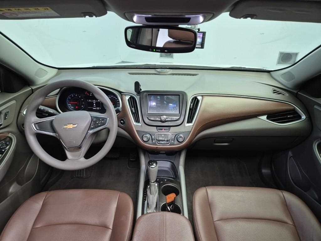 Chevrolet Malibu - Vista 7