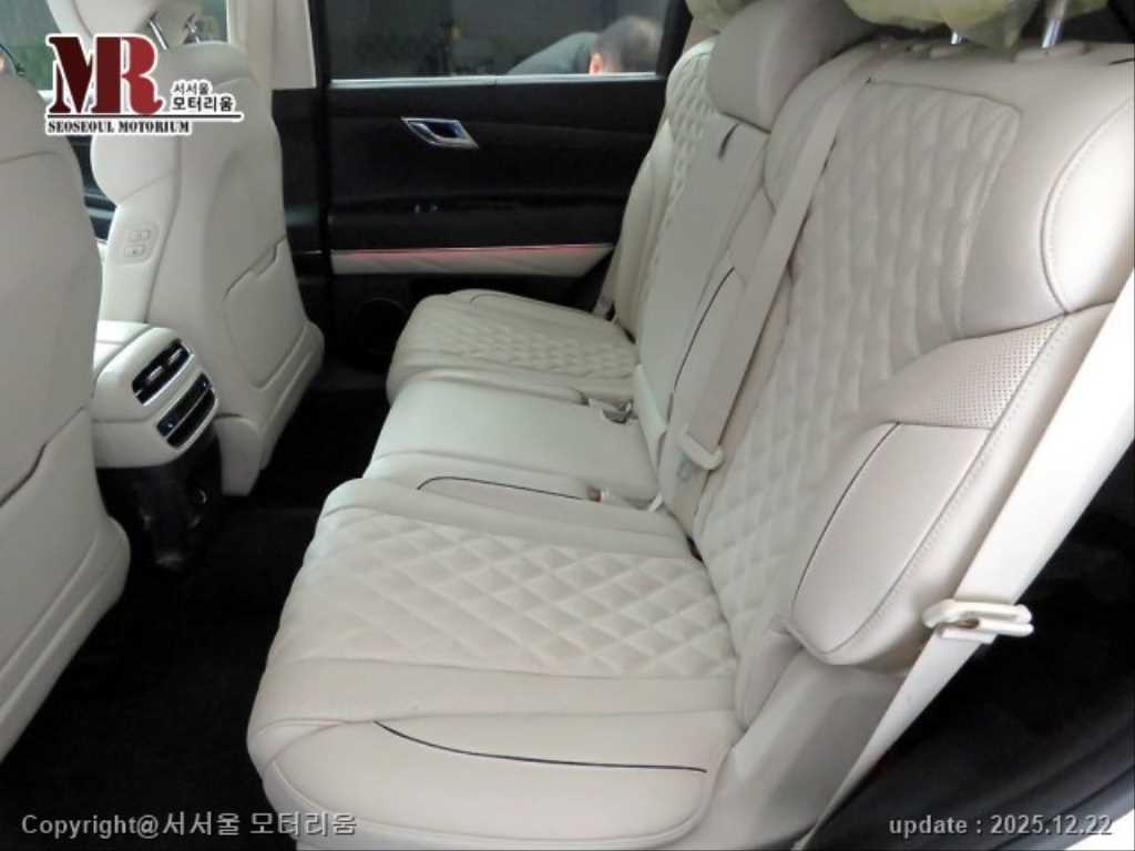 Genesis GV80 - Vista 6