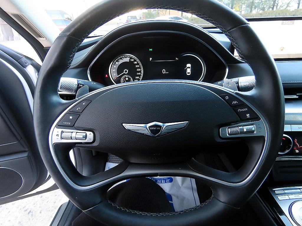 Genesis G80 - Vista 8