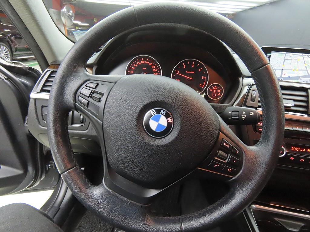 BMW 3 series - Vista 8