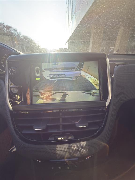 Peugeot 2008 - Vista 10