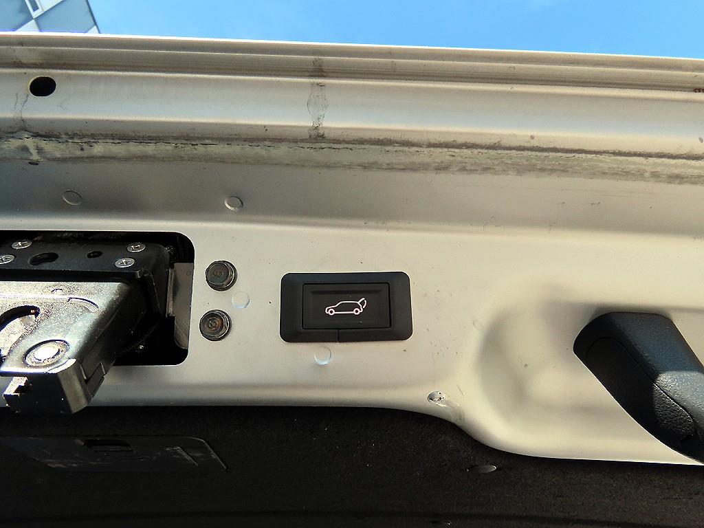 HYUNDAI Staria 2023 Plateado - Importación desde Corea - HF Imports Iquique - Foto 17