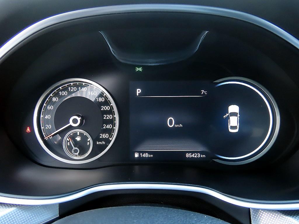 Genesis G80 - Vista 9