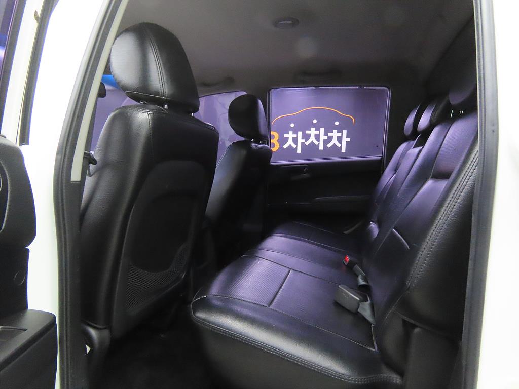 Ssangyong Korando - Vista 6