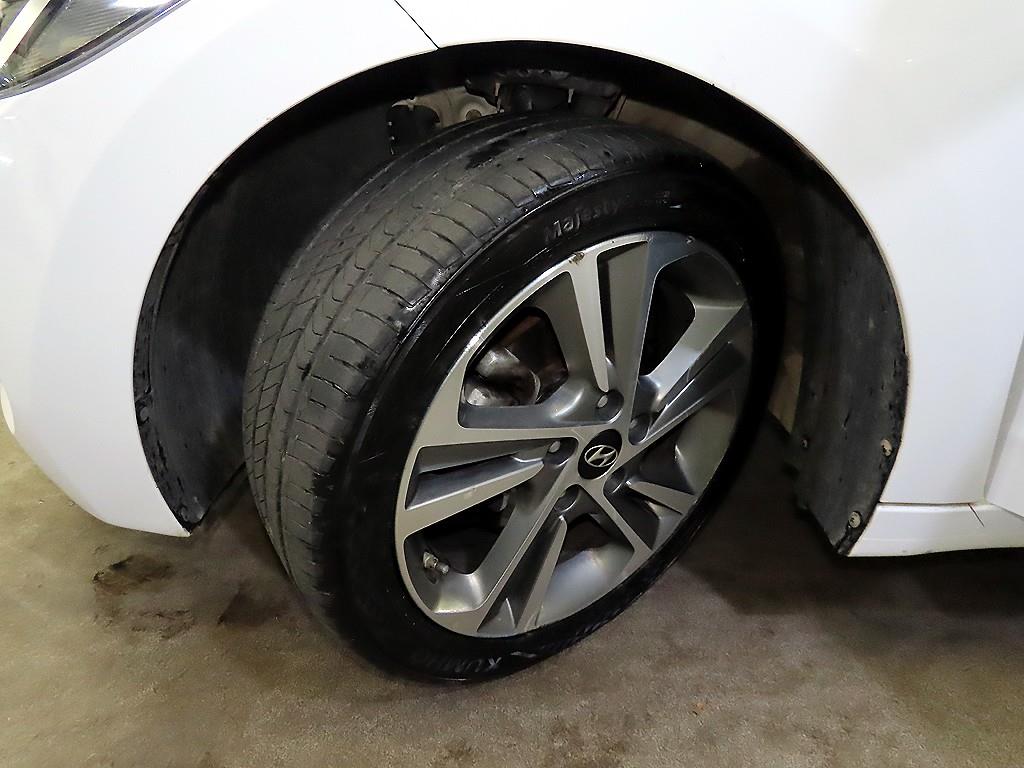 HYUNDAI Avante 2018 - Importación desde Corea - HF Imports Iquique - Foto 18