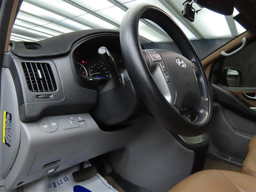 HYUNDAI Starex 2016 Negro - Importación desde Corea - HF Imports Iquique - Foto 14