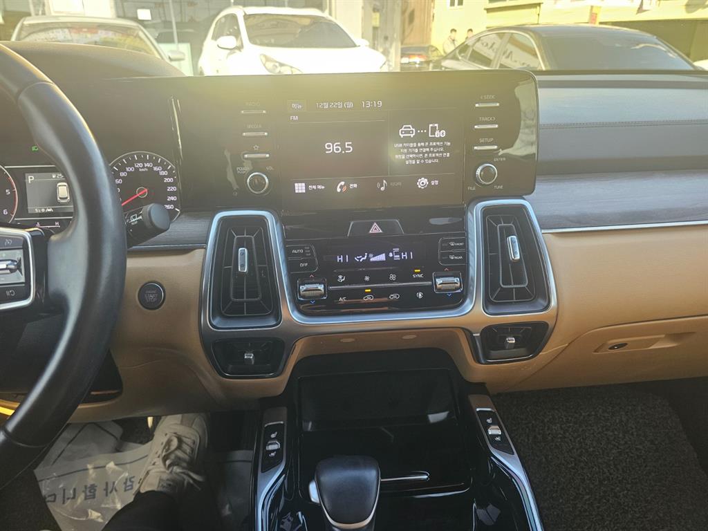 KIA Sorento 2021 Azul - Importación desde Corea - HF Imports Iquique - Foto 16