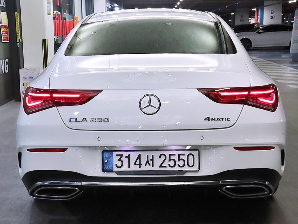 Mercedes Benz CLA Class - Vista 5