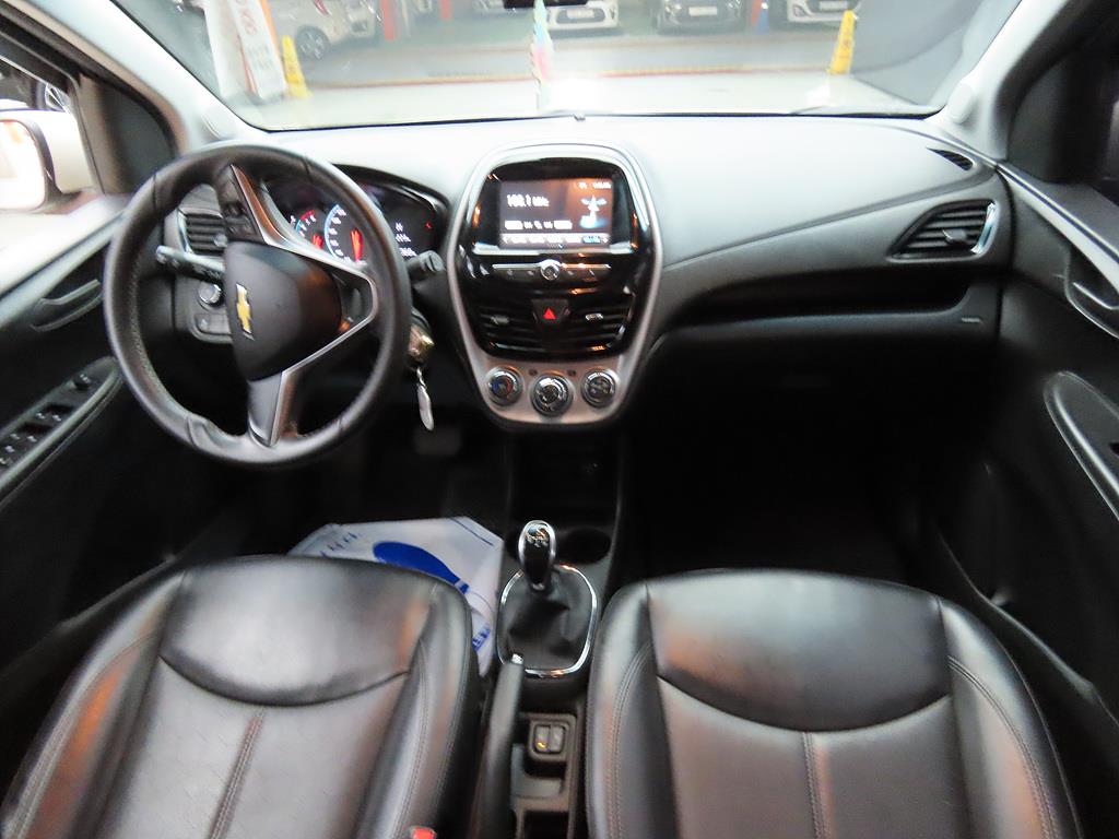 Chevrolet Spark - Vista 5