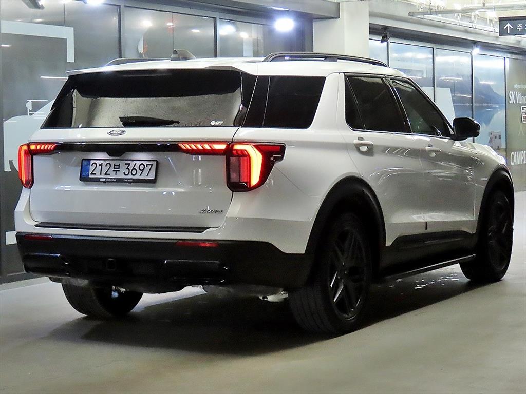 Ford Explorer - Vista 4