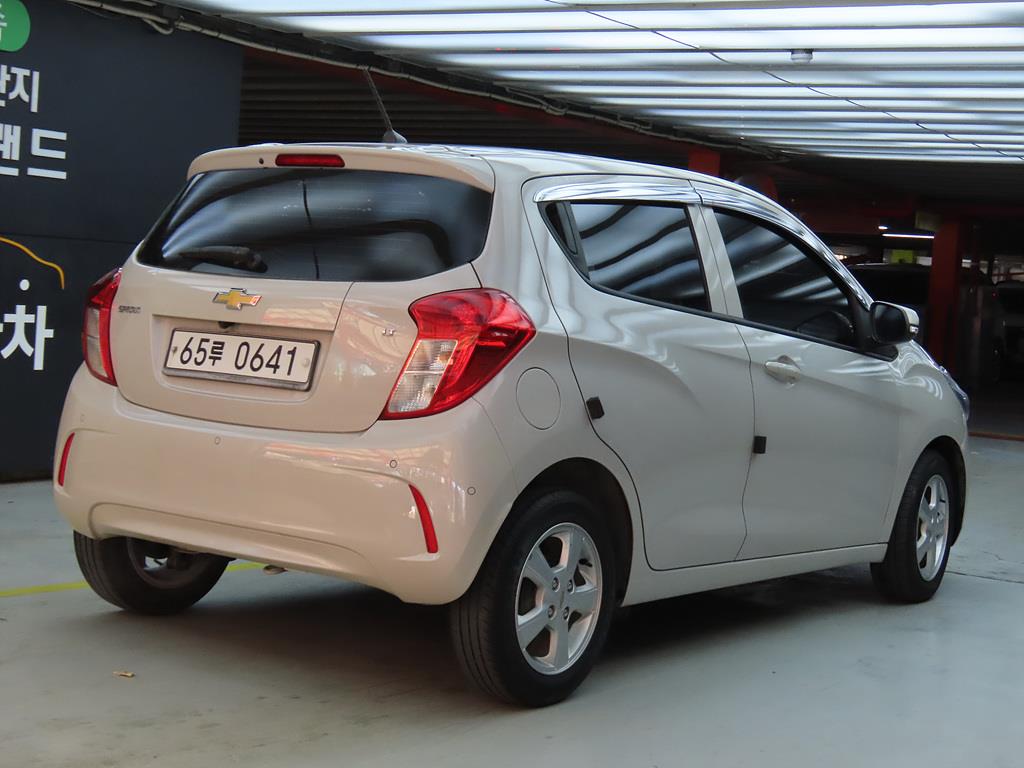 Chevrolet Spark - Vista 4
