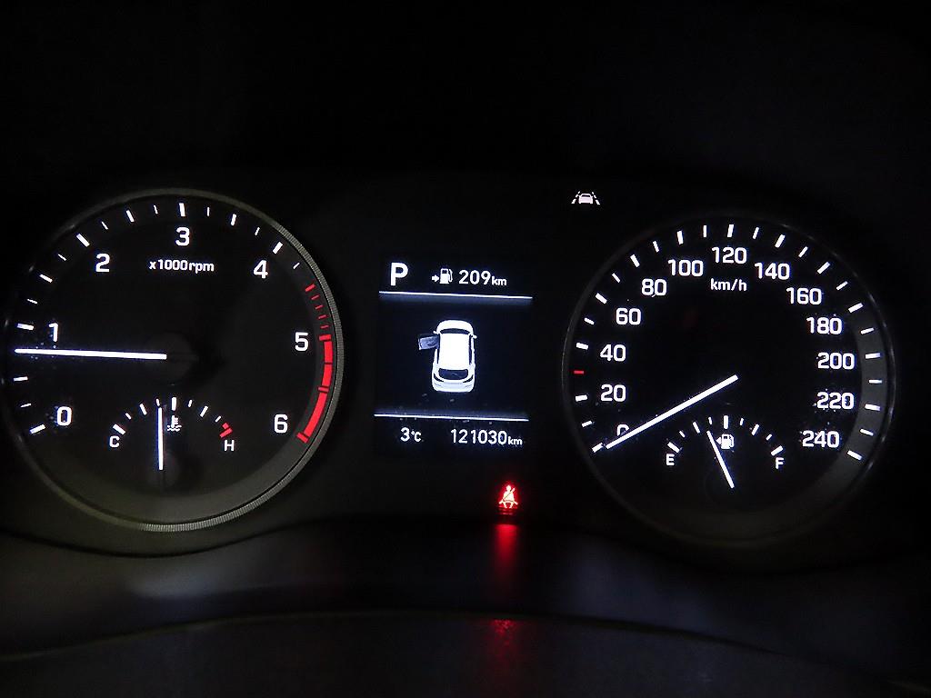 HYUNDAI Tucson - Vista 9