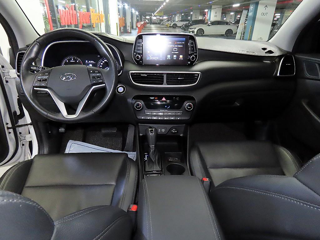 HYUNDAI Tucson - Vista 10