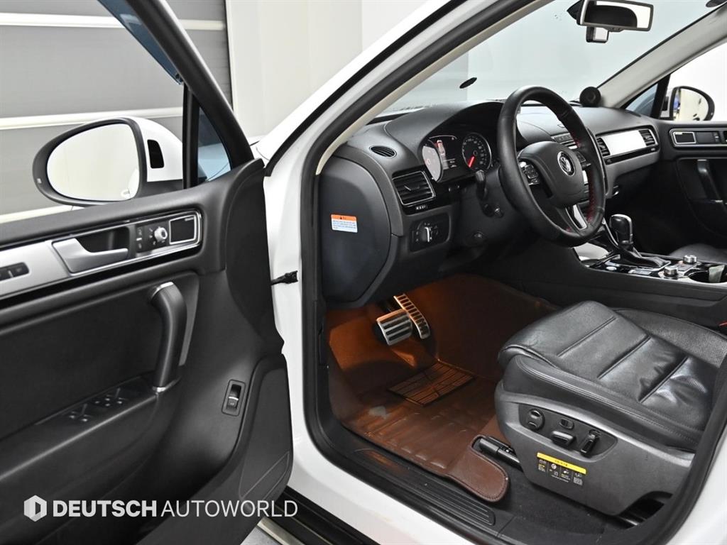 Volkswagen Touareg - Vista 11