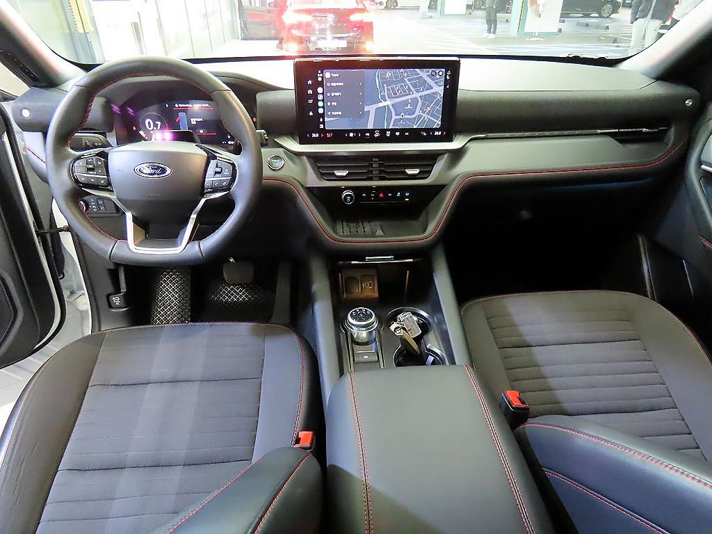 Ford Explorer - Vista 10