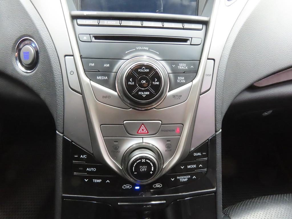 HYUNDAI Grandeur - Vista 12