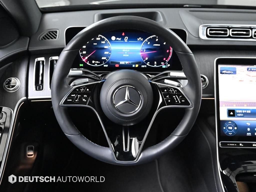 Mercedes Benz S Class - Vista 12