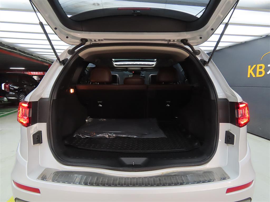 SAMSUNG QM6 2019 Blanco - Importación desde Corea - HF Imports Iquique - Foto 18