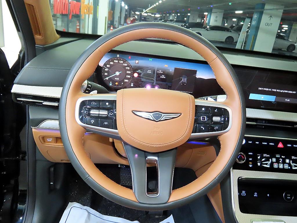 Genesis GV80 - Vista 8