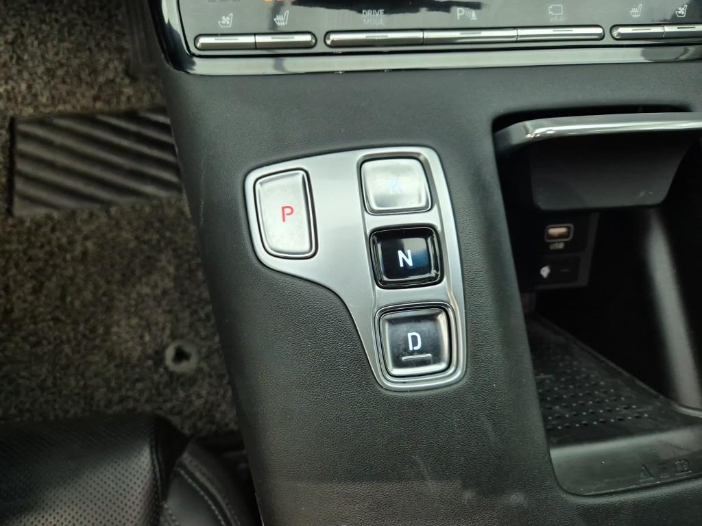 HYUNDAI Grandeur - Vista 8