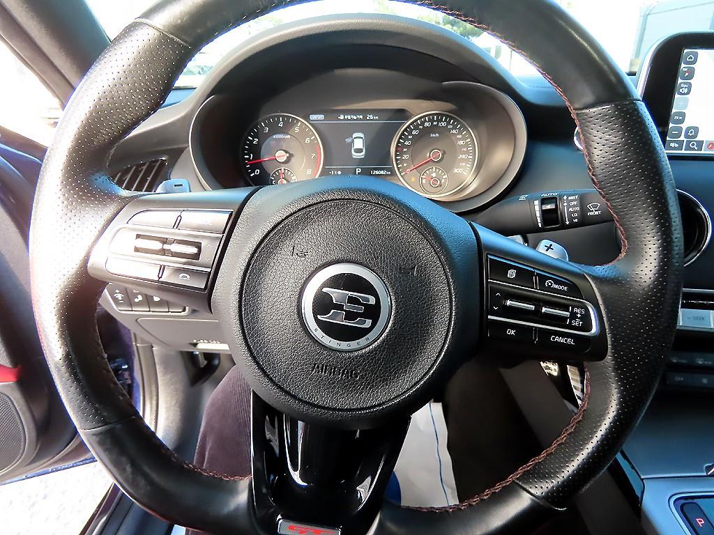 KIA Stinger - Vista 8