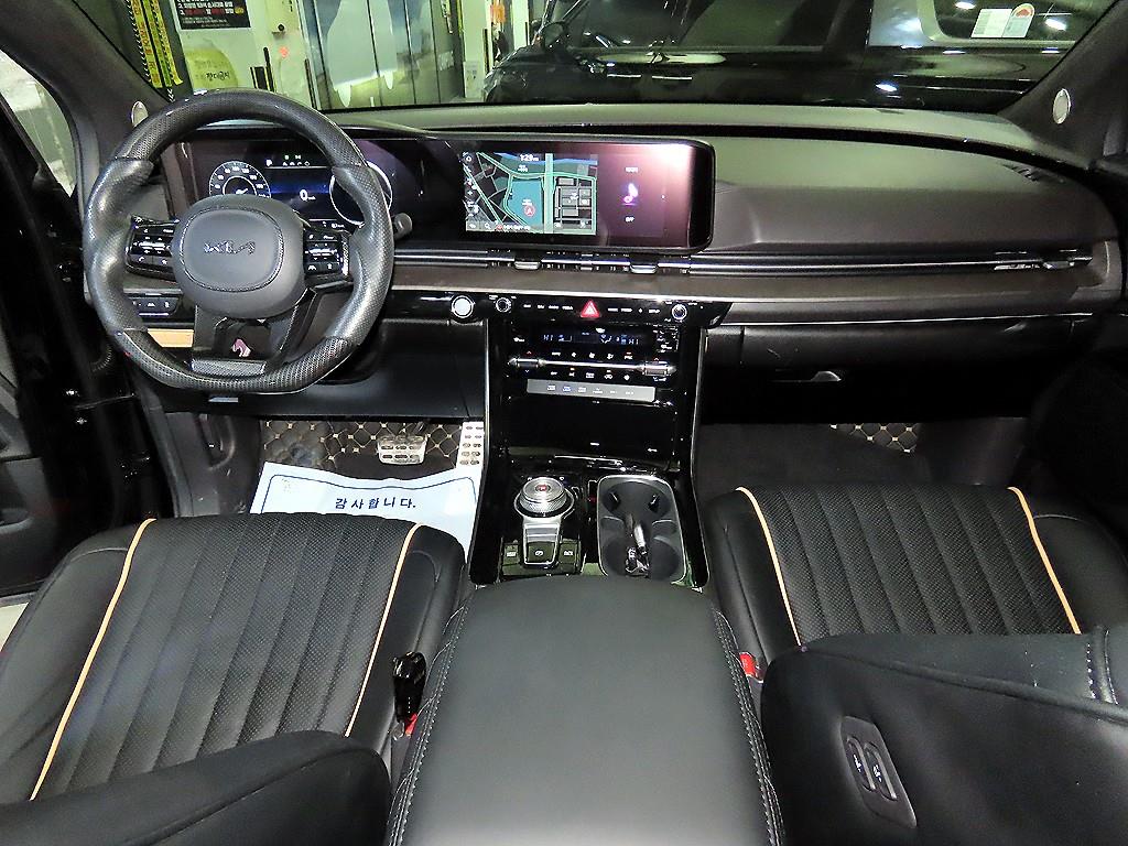 KIA Carnival - Vista 10