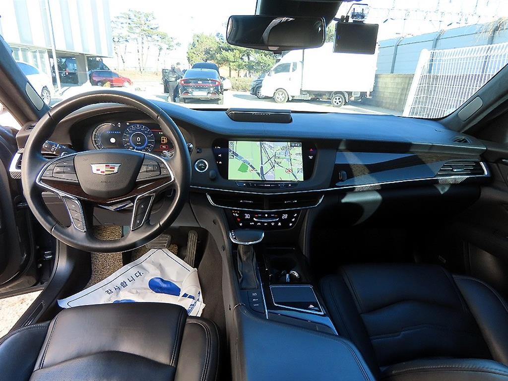 Cadillac CT6 - Vista 7