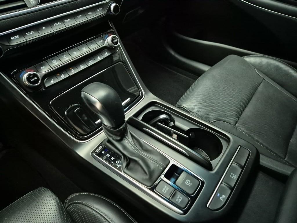 HYUNDAI Grandeur - Vista 8