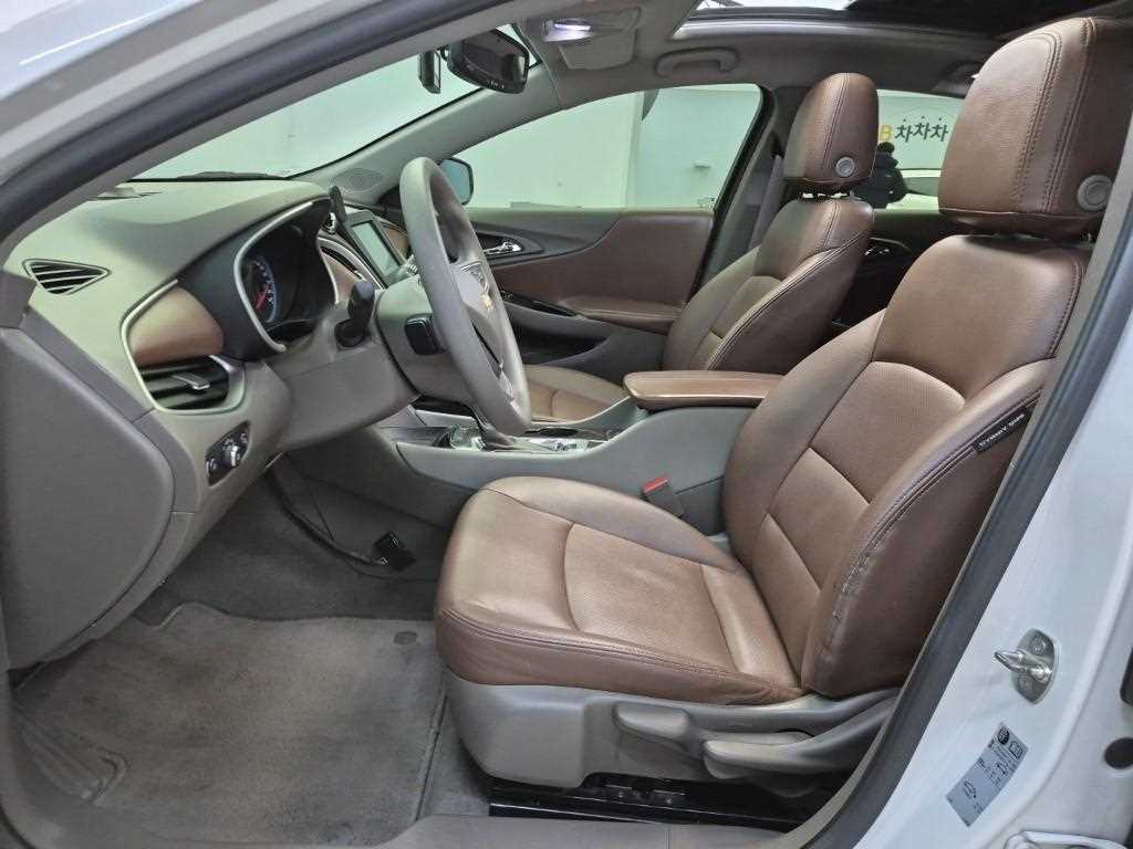 Chevrolet Malibu - Vista 11