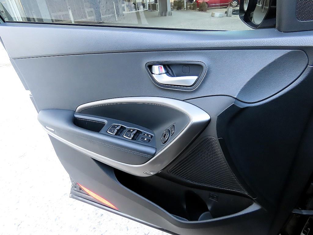 HYUNDAI Maxcruz - Vista 11