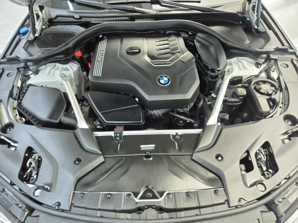 BMW 5 Series - Vista 5