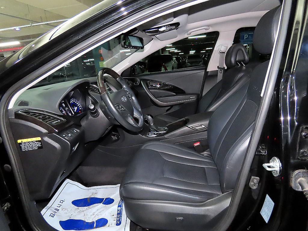 HYUNDAI Grandeur - Vista 6