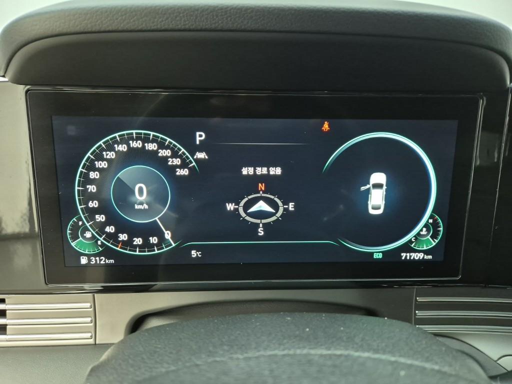 HYUNDAI Grandeur - Vista 7