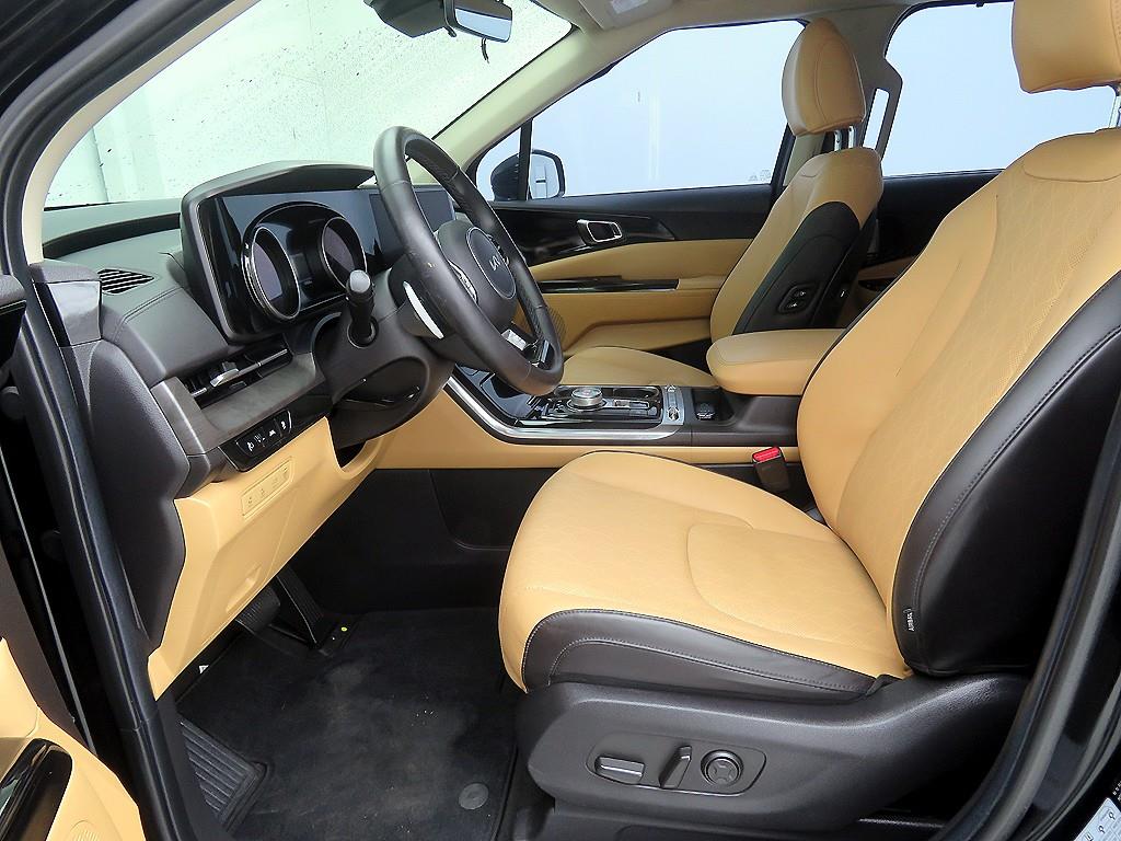 KIA Carnival - Vista 7