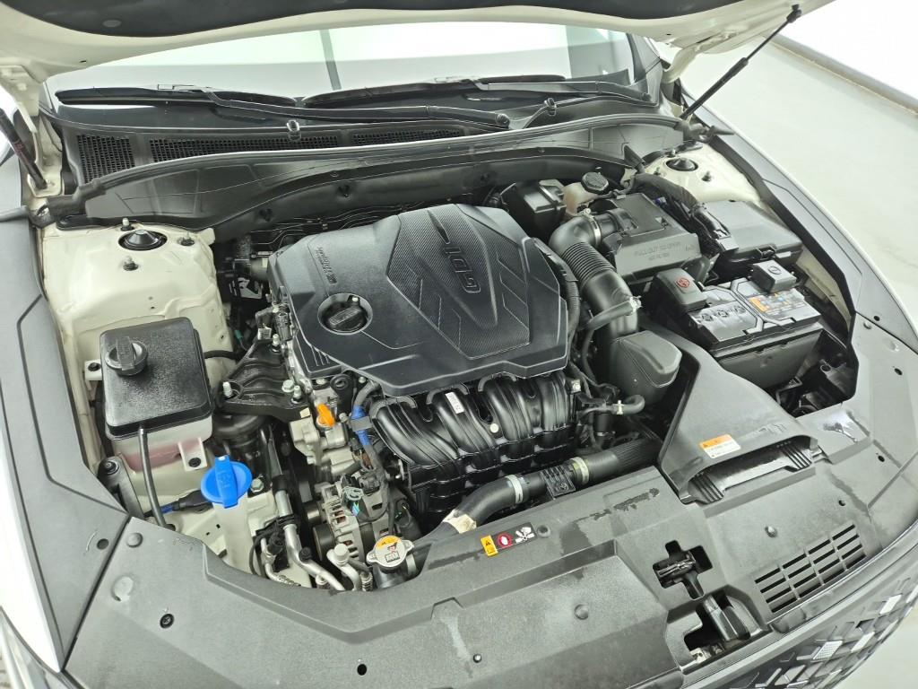 HYUNDAI Grandeur - Vista 6