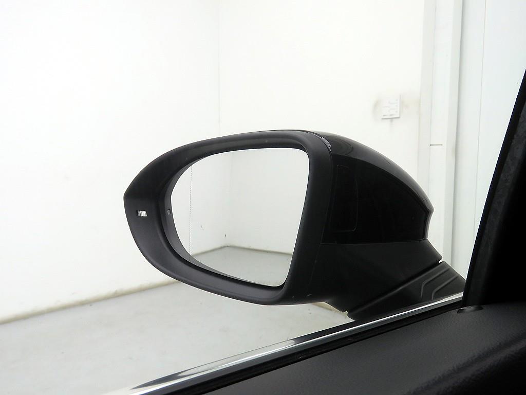 Volkswagen Golf - Vista 6