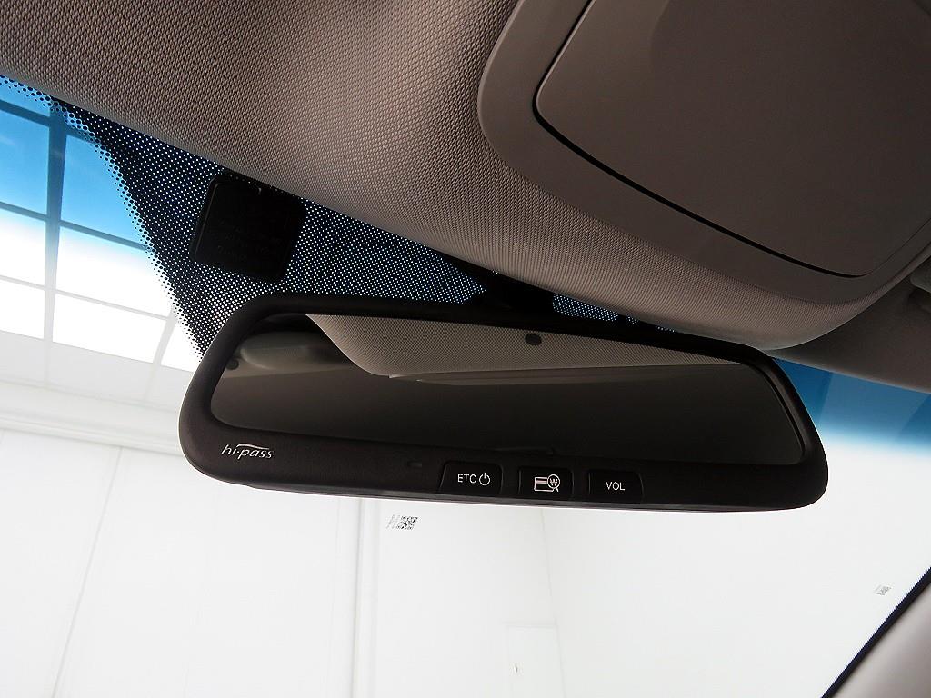 Ssangyong Tivoli 2019 Blanco - Importación desde Corea - HF Imports Iquique - Foto 13