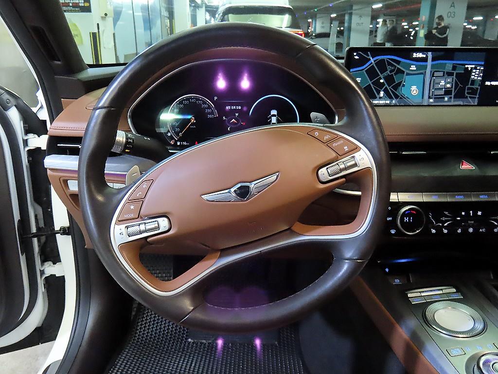 Genesis G80 - Vista 8