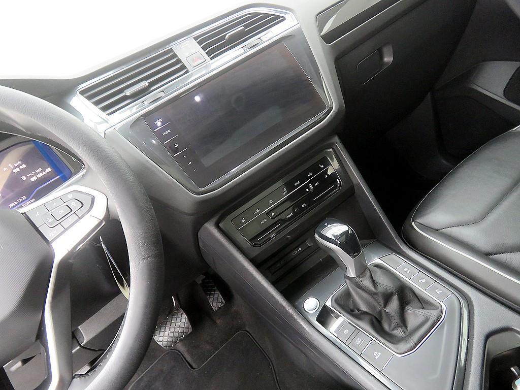 Volkswagen Tiguan - Vista 12