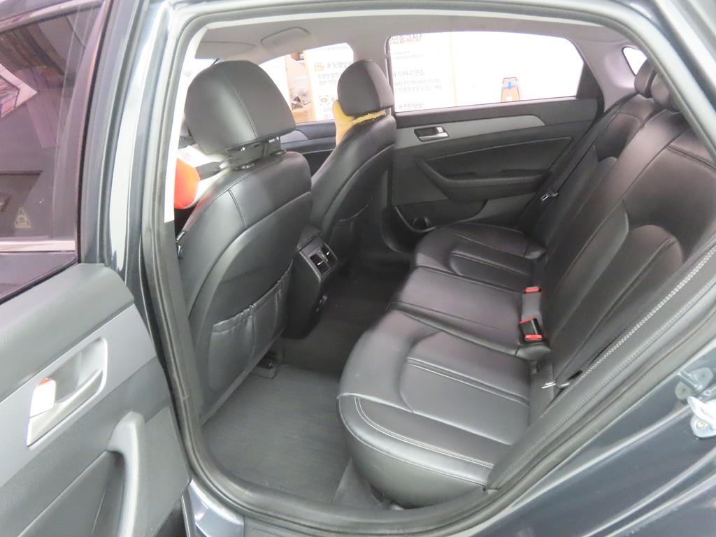 HYUNDAI Sonata - Vista 5