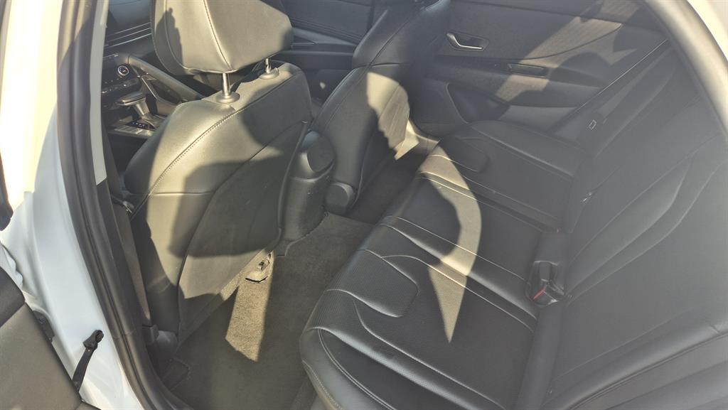 HYUNDAI Avante 2021 Blanco - Importación desde Corea - HF Imports Iquique - Foto 18