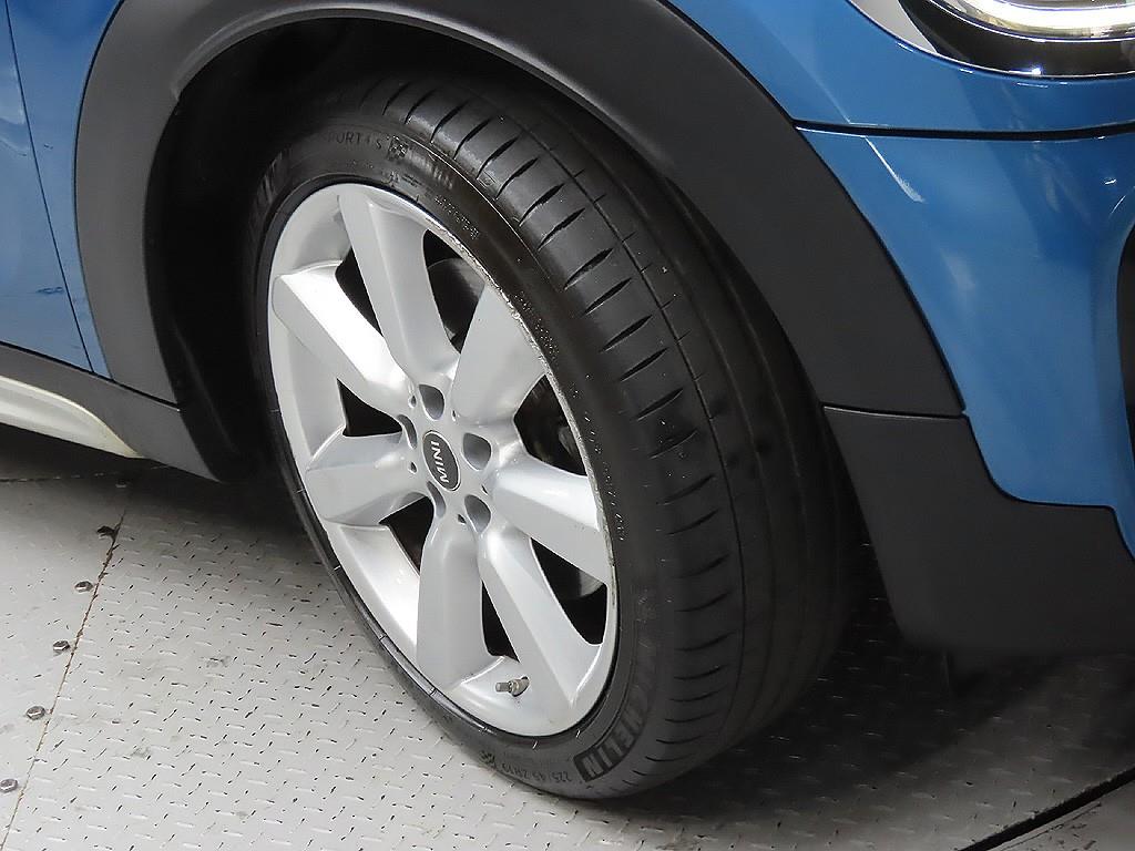 Mini Countryman - Vista 9