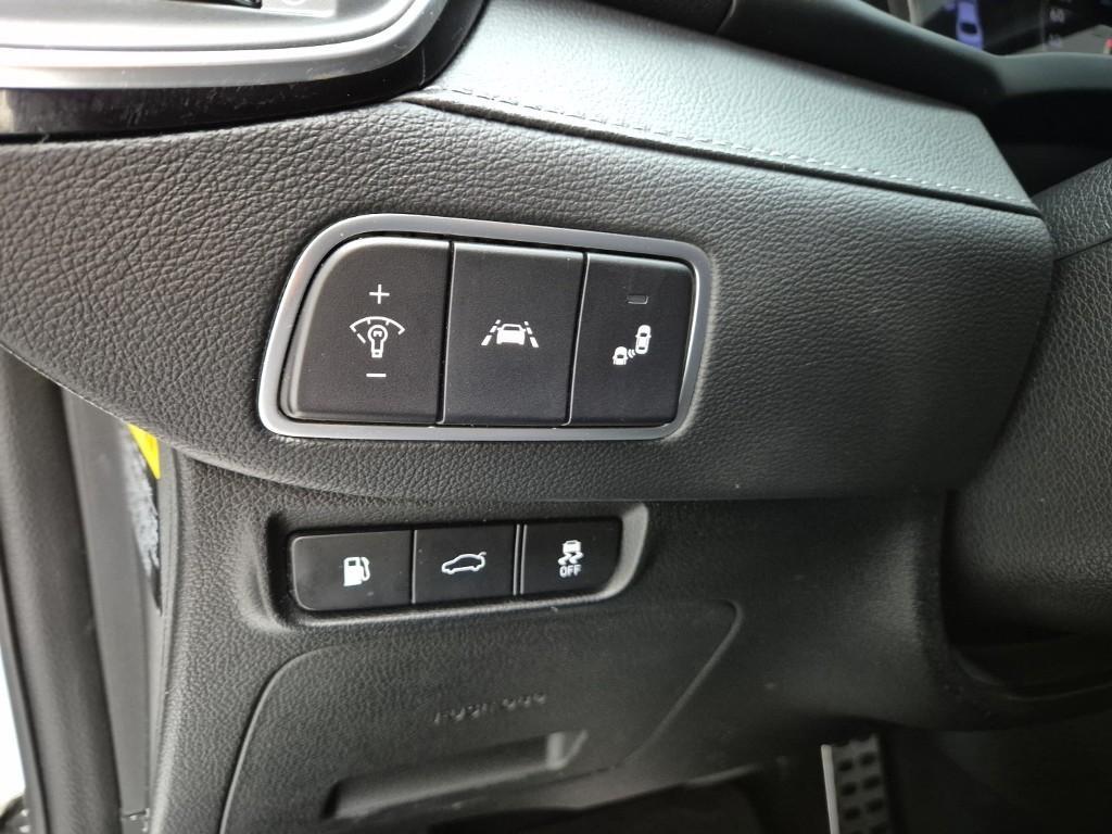 HYUNDAI Grandeur 2019 Blanco - Importación desde Corea - HF Imports Iquique - Foto 17